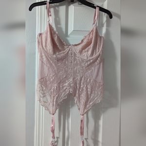 NWT With garter clips and matching thong
